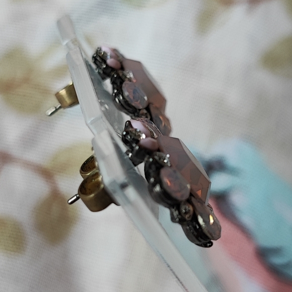 Pink Opaline Emerald Cut Teardrop Unsigned Pierced Earrings - Picture 4 of 11